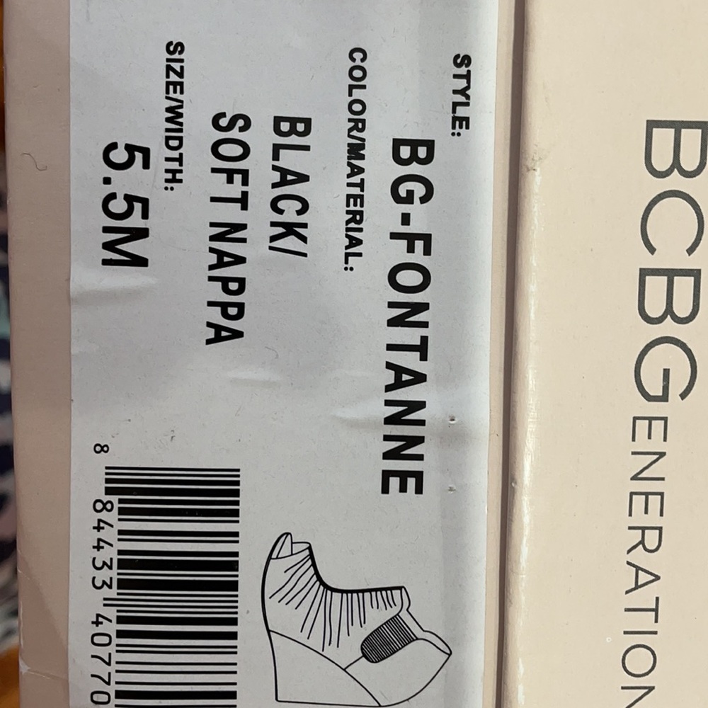 BCBGeneration size 5.5 wedge leather booties - Picture 6 of 6